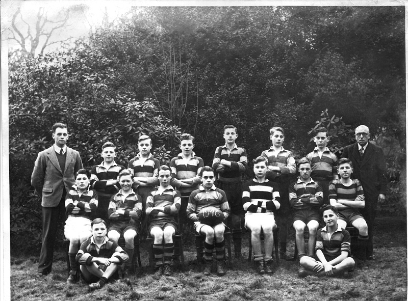 Another version of Photograph School Rugby 1945-46 Bantams XV Another version of Photograph School Rugby 1945-46 Bantams XV